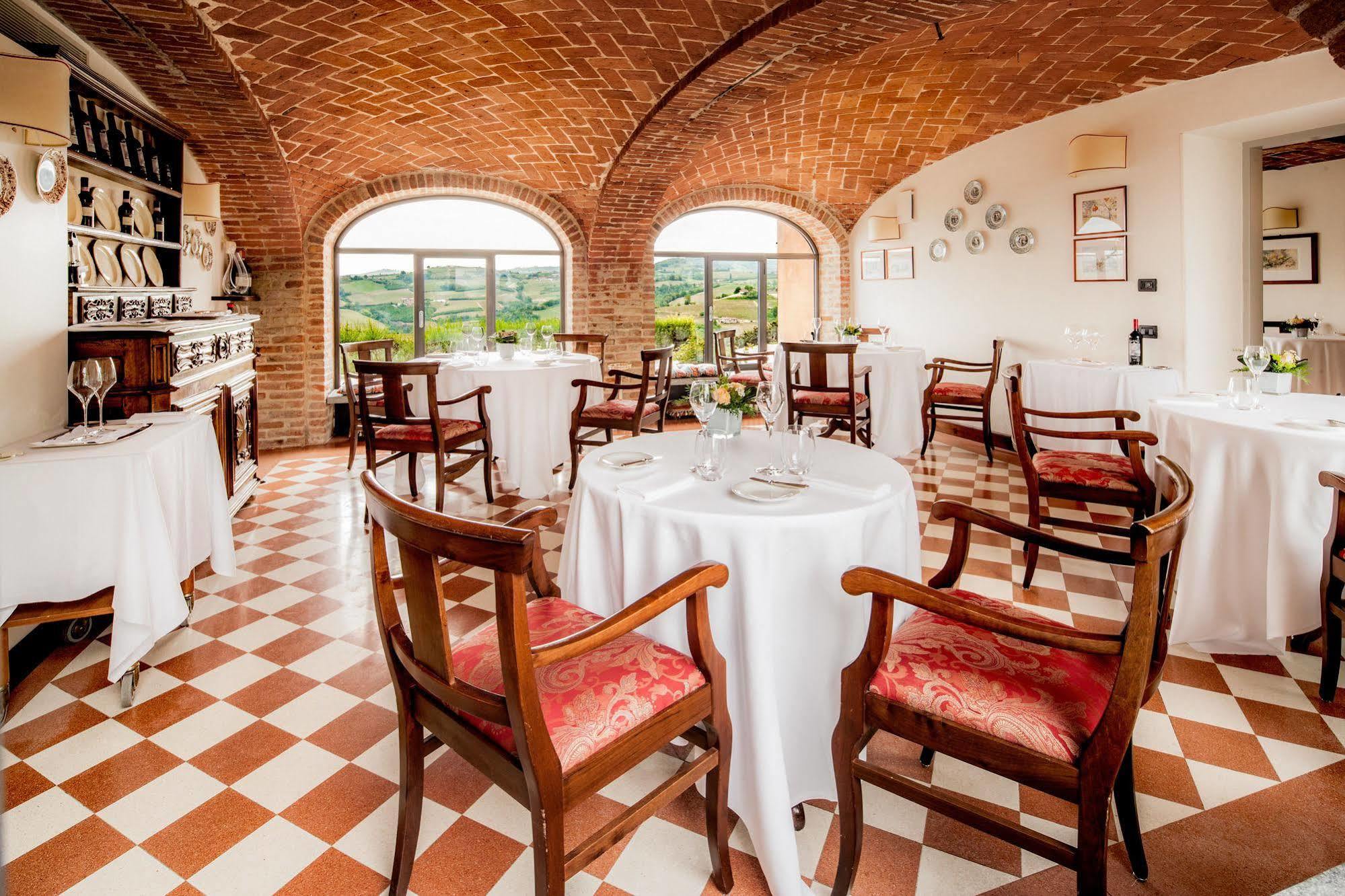 Locanda Del Pilone Alba  Exterior foto